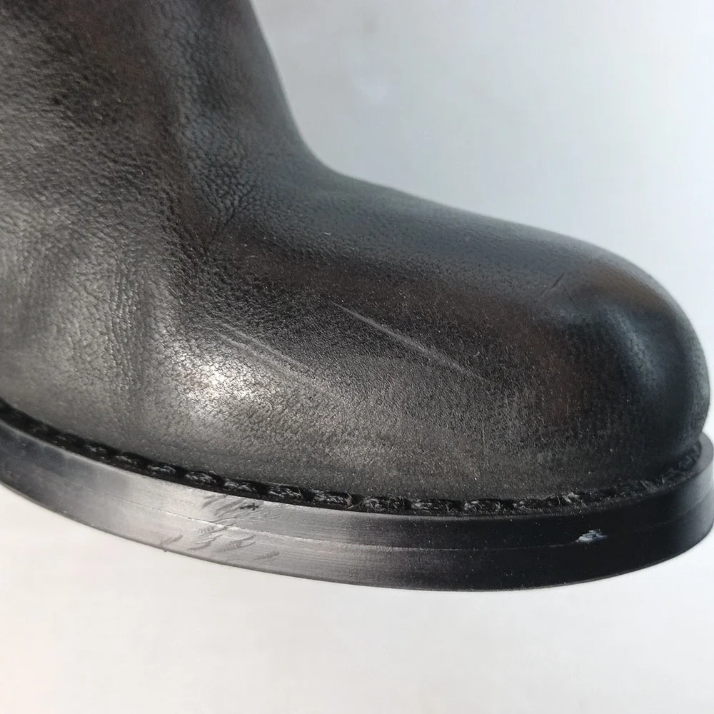 Vince Camuto Wadima Leather Biker Moto Ankle Boots 7M Gold Hardware